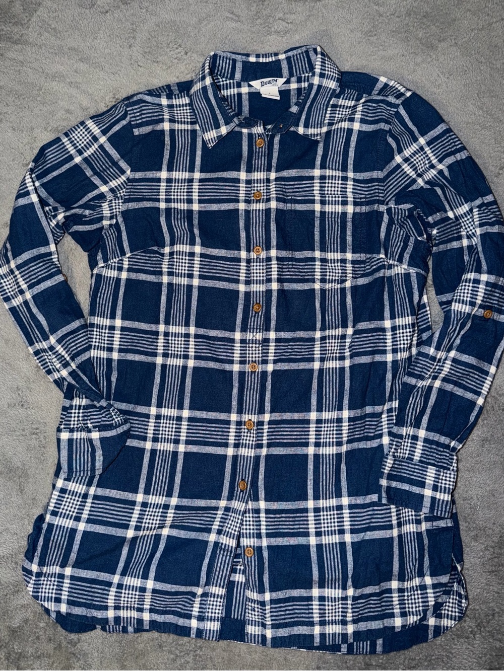 Duluth Women’s Blue Plaid Shirt. Size Small